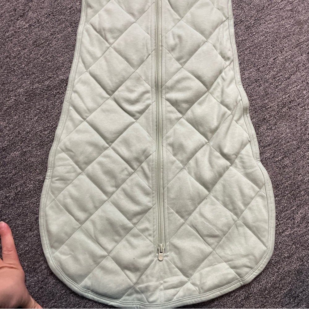 Dreamland baby Quilted weighed Green Baby Sleep Sack Swaddle - Picture 5 of 16